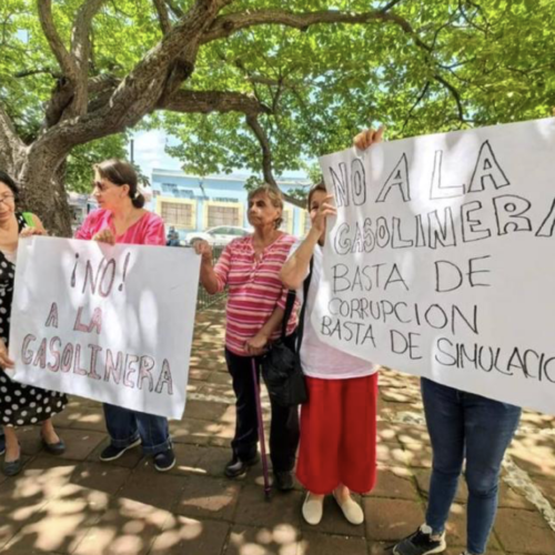 Vecinos de Jalatlaco se oponen a gasolinera en la ciudad de Oaxaca; no se autorizó, aseguran